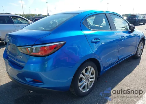 2016 Scion Ia из США, поврежденный, VIN 3MYDLBZV4GY119786